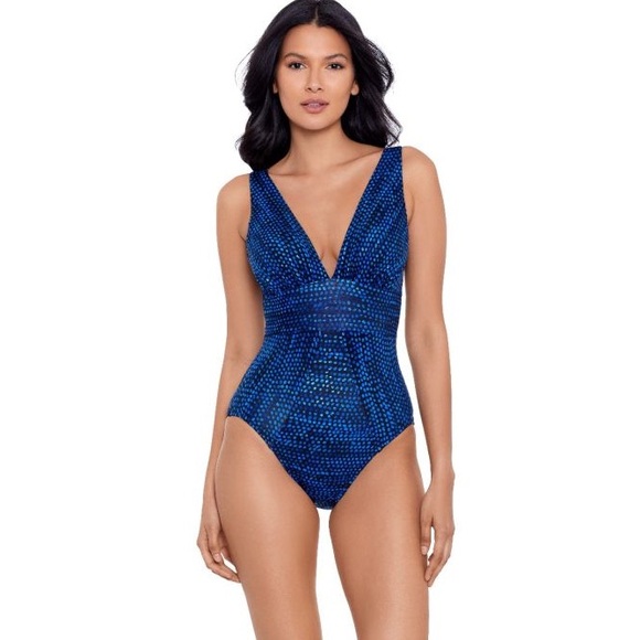 NWT MIRACLESUIT
Odyssey One Piece, Dot Com - Picture 3 of 6